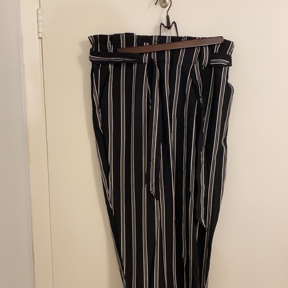 Amazing Paper Bag Pant! - Picture 3 of 6